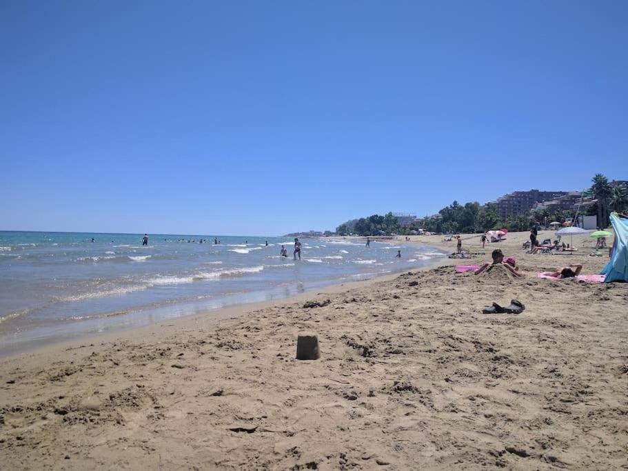 Primera Linea De Playa, Pies En La Arena, Marina D'Or Magic Word El Borseral Buitenkant foto
